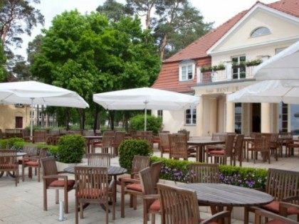 照片: Restaurant Park-Café / Theater am See